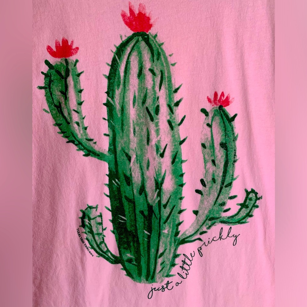 Texas True Threads T-Shirt “just a little prickly”, (Small) short sleeve; PINK